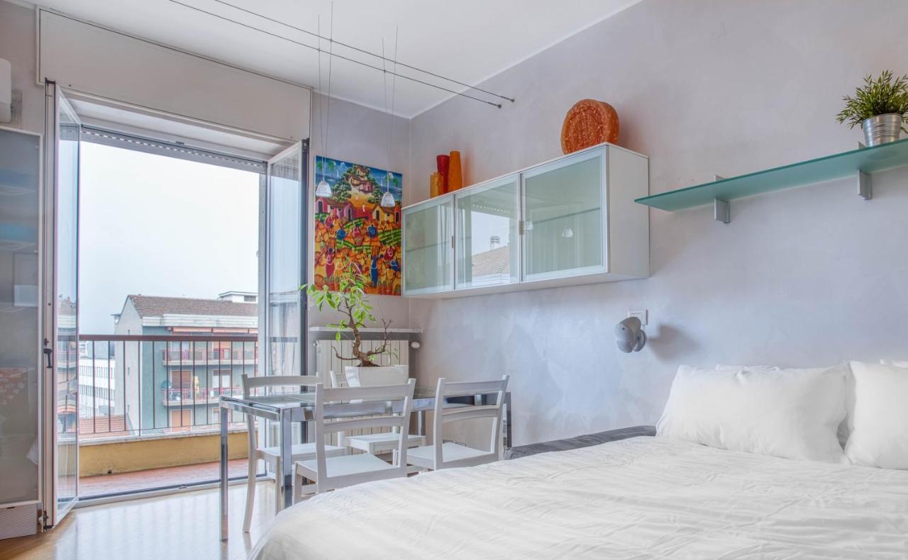Joivy Vibrant Flat With Balcony Apartment Milano Ngoại thất bức ảnh