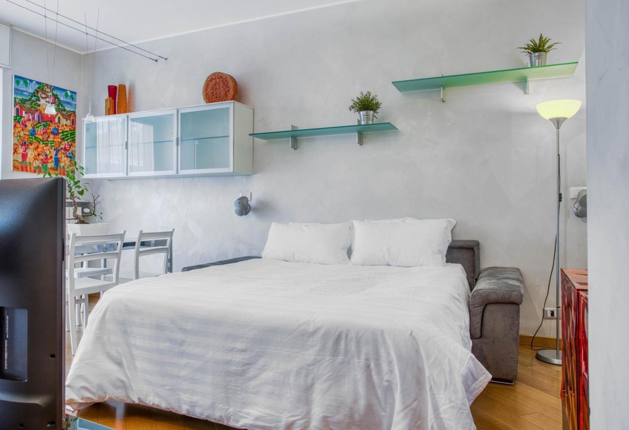 Joivy Vibrant Flat With Balcony Apartment Milano Ngoại thất bức ảnh